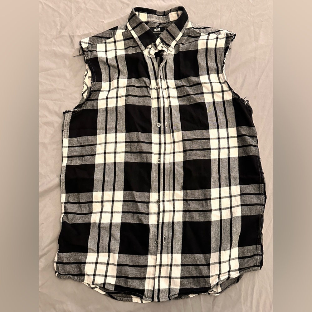 Cutoff button ups - Picture 4 of 5